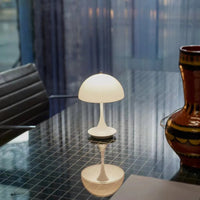 CordFreeShine™ - Wireless Table Lamp 1