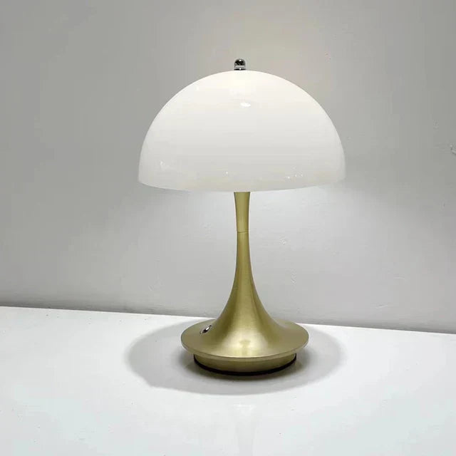 CordFreeShine™ - Wireless Table Lamp 11