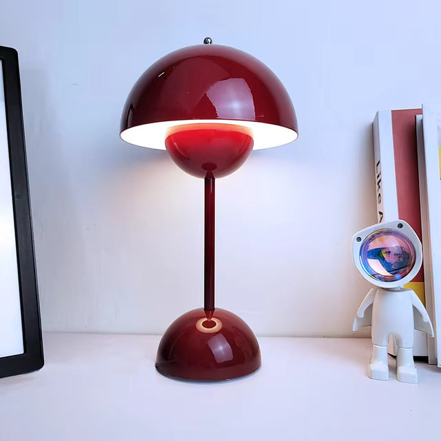 BrightFlow – Rechargeable Wireless Table Lamp 2