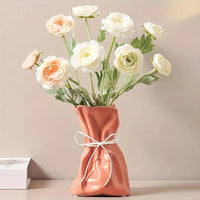 Crisp Vase™ | From recycled inspiration to timeless sophistication! 3
