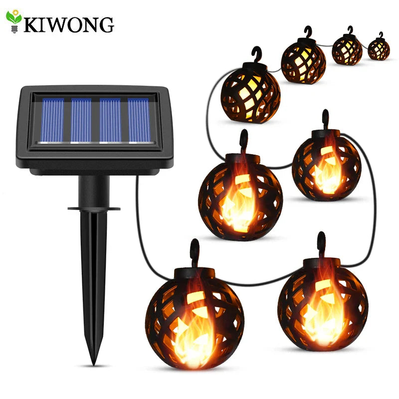 LumenGlow Solar Lichterkette | Flackernde LED-Kerzen | Solarbetrieben | Wetterfest | 8 Laternen 0