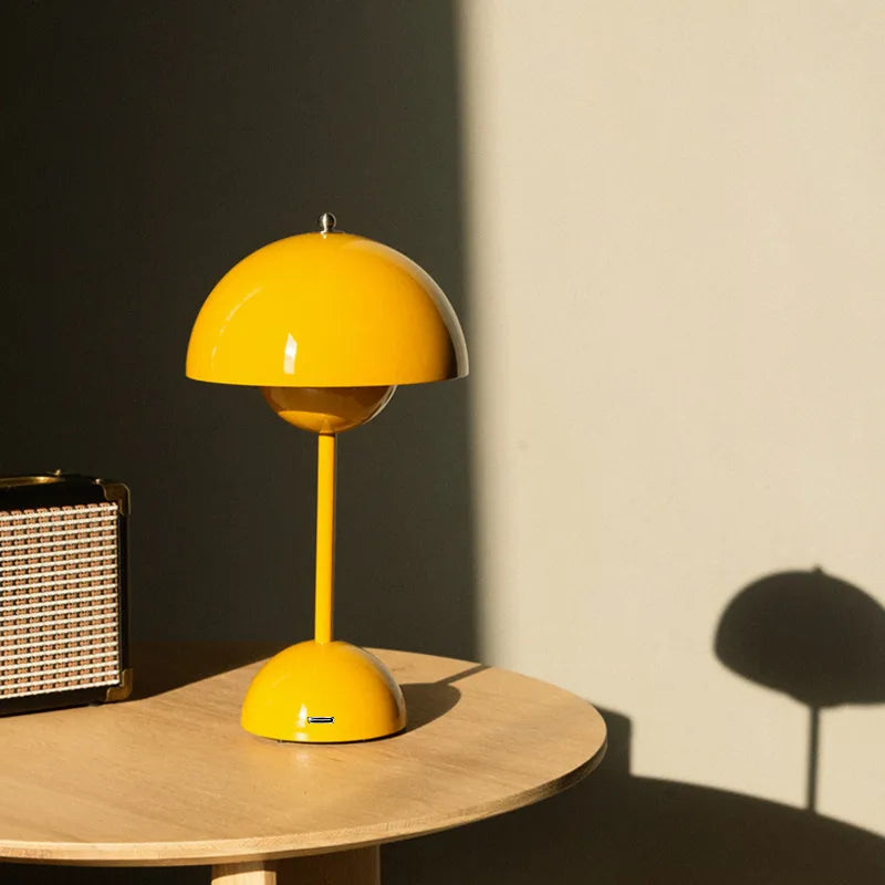 MoonGlow™ night lamp with USB battery 1