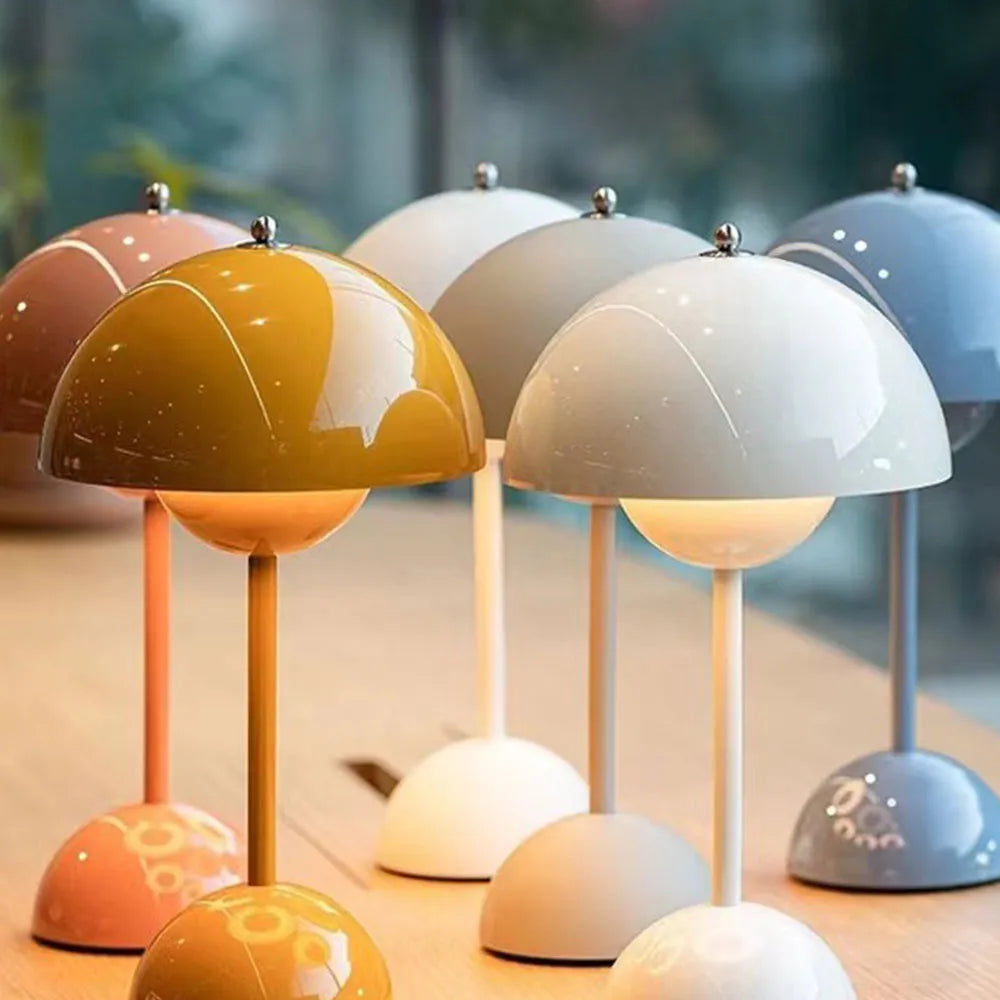 MoonGlow™ night lamp with USB battery 3