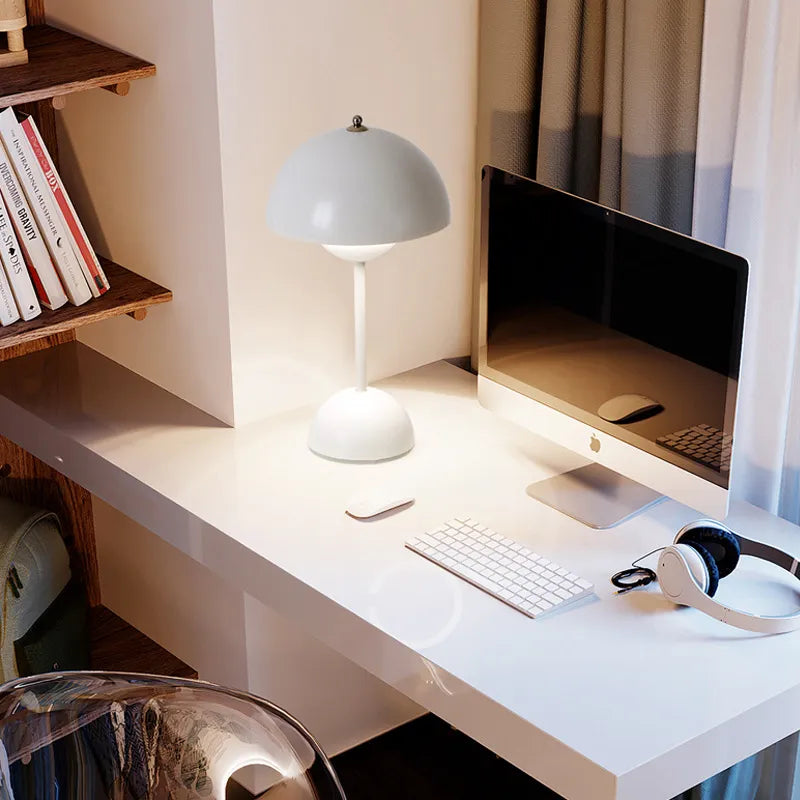 MoonGlow™ night lamp with USB battery 5